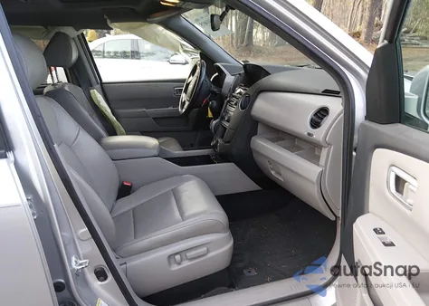 2013 Honda Pilot Touring z USA, uszkodzony, nr VIN 5FNYF3H98DB032451